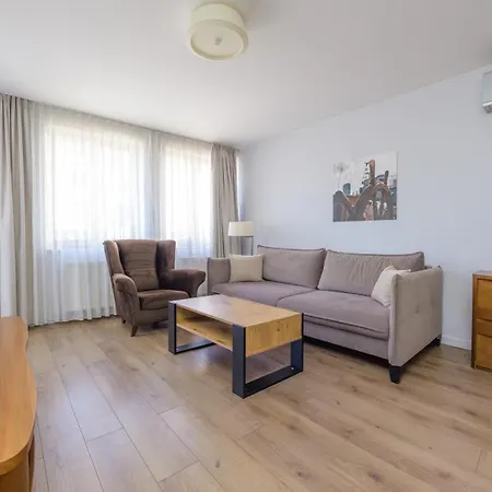 Apartament Prywatne apartamenty w obiekcie Gwiazda Morza, Sun&Snow Władysławowo